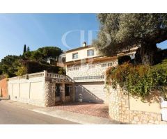 Preciosa casa en venta en Cabrils