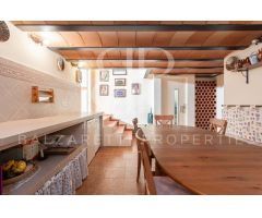 Preciosa casa en venta en Cabrils