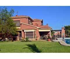 Magnifica Villa de 5 dormitorios en Urb El Coto