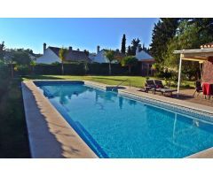 Magnifica Villa de 5 dormitorios en Urb El Coto