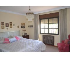 Magnifica Villa de 5 dormitorios en Urb El Coto