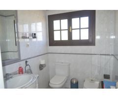 Magnifica Villa de 5 dormitorios en Urb El Coto