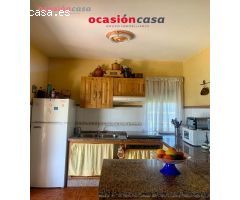 CHALET CON NAVE, OLIVOS Y PISCINA CON INCREIBLES VISTAS