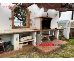 CHALET CON NAVE, OLIVOS Y PISCINA CON INCREIBLES VISTAS