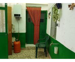 CASA CON TEJADO NUEVO EN VILLANUEVA DEL REY