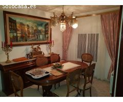 CASA DE 2 PLANTAS + TERRAZA EN EL CENTRO DE PUEBLONUEVO