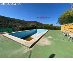 FANTÁSTICA PARCELA CON VIVIENDA, PISCINA Y OLIVOS