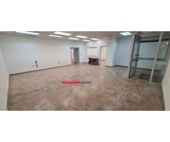 LOCAL COMERCIAL EN PLENA ZONA DE PASO