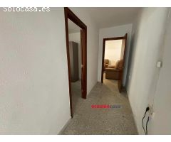 CASA CON TEJADO NUEVO EN LA ZONA DEL CERRO