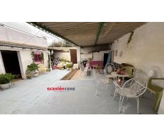 CASA CON TEJADO NUEVO EN LA ZONA DE PEÑARROYA