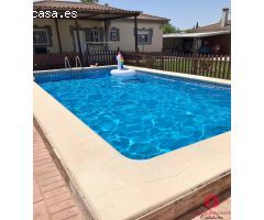 PARCELA DE 1.650 METROS - CON AMPLIA CASA Y PISCINA - ZONA CORTIJO EL RUBIO