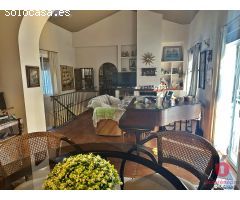 CASA URBANA EN TERRENO DE 1.540 METROS - SANTA MARÍA DE TRASSIERRA