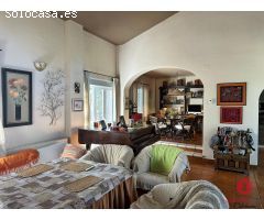 CASA URBANA EN TERRENO DE 1.540 METROS - SANTA MARÍA DE TRASSIERRA