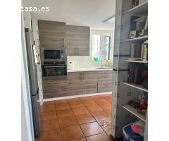 CASA URBANA EN TERRENO DE 1.540 METROS - SANTA MARÍA DE TRASSIERRA