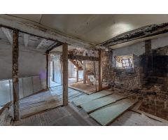 Casa de Pueblo en Venta en Artzentales, Vizcaya