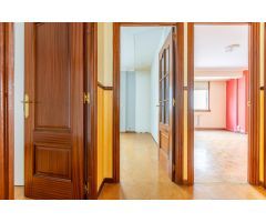 Piso en Venta en A Coruña, A Coruña