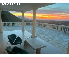Chalet en Venta en Denia, Alicante
