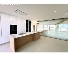 Chalet en Venta en Denia, Alicante