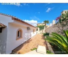 Chalet en Venta en Muntanya la Sella, Alicante