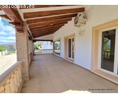 Chalet en Venta en Muntanya la Sella, Alicante