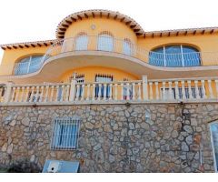 Chalet en Venta en Denia, Alicante