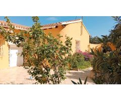Chalet en Venta en Denia, Alicante