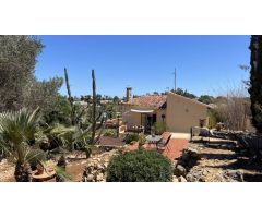 Chalet en Venta en Denia, Alicante