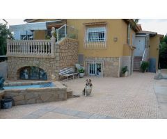 SE VENDE CHALET 8 DORMITORIOS LA NUCÍA. MILPISOS.ES