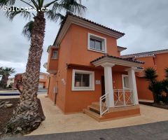 Villa Independiente en Urbanizacion privada