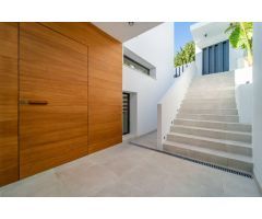 Tu sueño mediterráneo te espera: Villa de lujo en La Capellanía