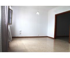 Piso - ático en Ciudad Alta con plaza de garaje