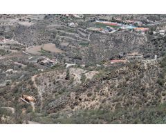 Casa en Tejeda  con 10.100 metros de terreno rustico