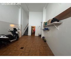 Se vende una casa adosada en centro de Molvizar Granada