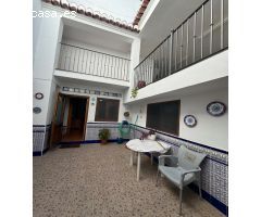 Se vende una casa uní familiar en centro de  guajar fondón Granada