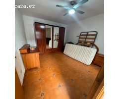 Se vende una casa uní familiar en centro de  guajar fondón Granada