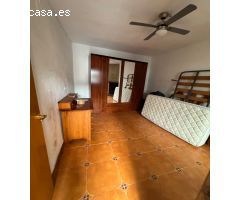 Se vende una casa uní familiar en centro de  guajar fondón Granada