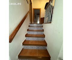 Se vende una casa uní familiar en centro de  guajar fondón Granada