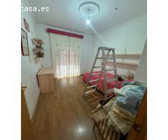 Se vende una casa uní familiar en centro de  guajar fondón Granada
