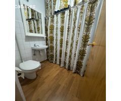 Se vende una casa uní familiar en centro de  guajar fondón Granada