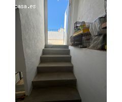 Se vende una casa uní familiar en centro de  guajar fondón Granada