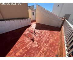 Se vende una casa pareada en el centro de Molvizar granada