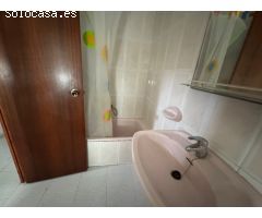Se vende una casa pareada en el centro de Molvizar granada