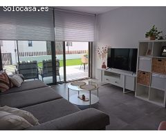 Apartamento en Alquiler en Finestrat, Alicante