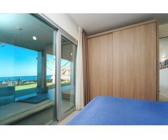 Exclusivo apartamento junto al mar con 125 m² de terraza y vistas mágicas