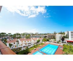Elegante apartamento con vistas al mar cerca del Yumbo