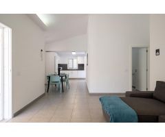 Gran bungalow en esquina cerca del campo de golf