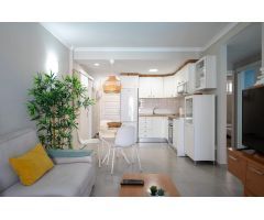Apartamento de 3 dormitorios en el complejo Europlaya – ¡Ubicación inmejorable frente al Yumbo!