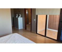 Duplex reformado en Vecindario