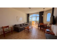 Amplio Apartamento Junto al Mar