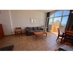 Amplio Apartamento Junto al Mar